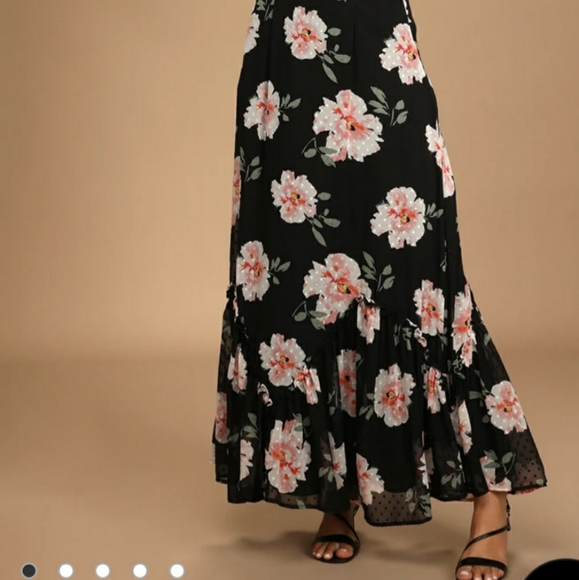 Lulus floral maxi skirt size medium